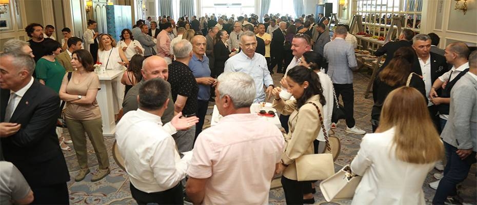 TUI meets over 500 hoteliers in Turkish holiday destinations